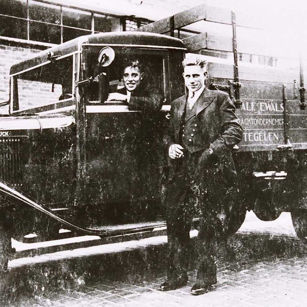 website_aboutus_timeline_1950-square